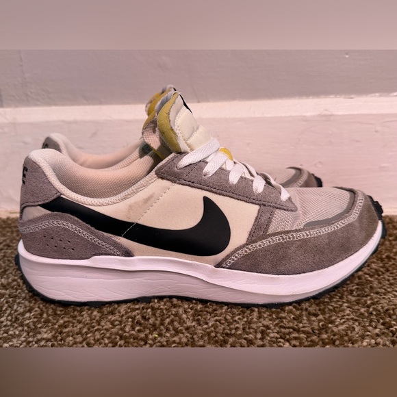 Nike Other - Nike Waffle Debut Men's Sneakers US 8 (UK 7 EUR 41) FJ4195-003 Grey Beige Black